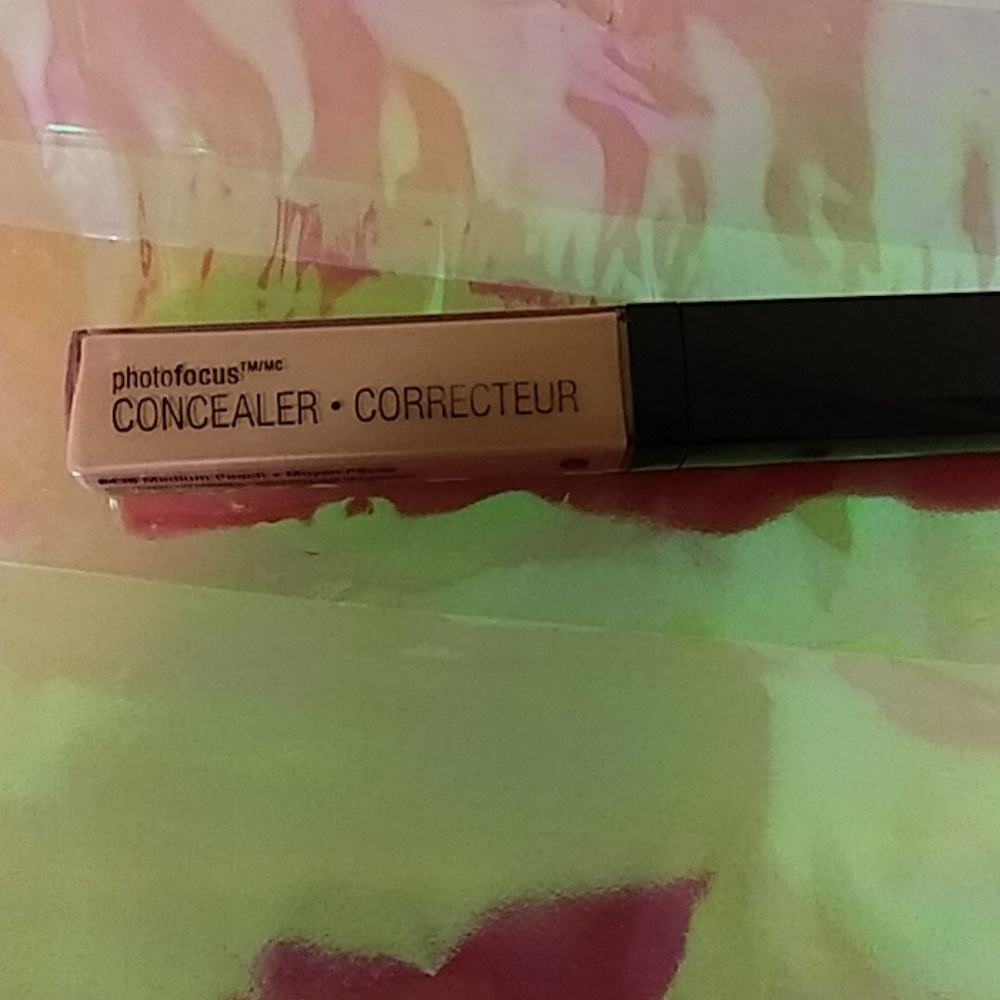 Wet n Wild concealer
